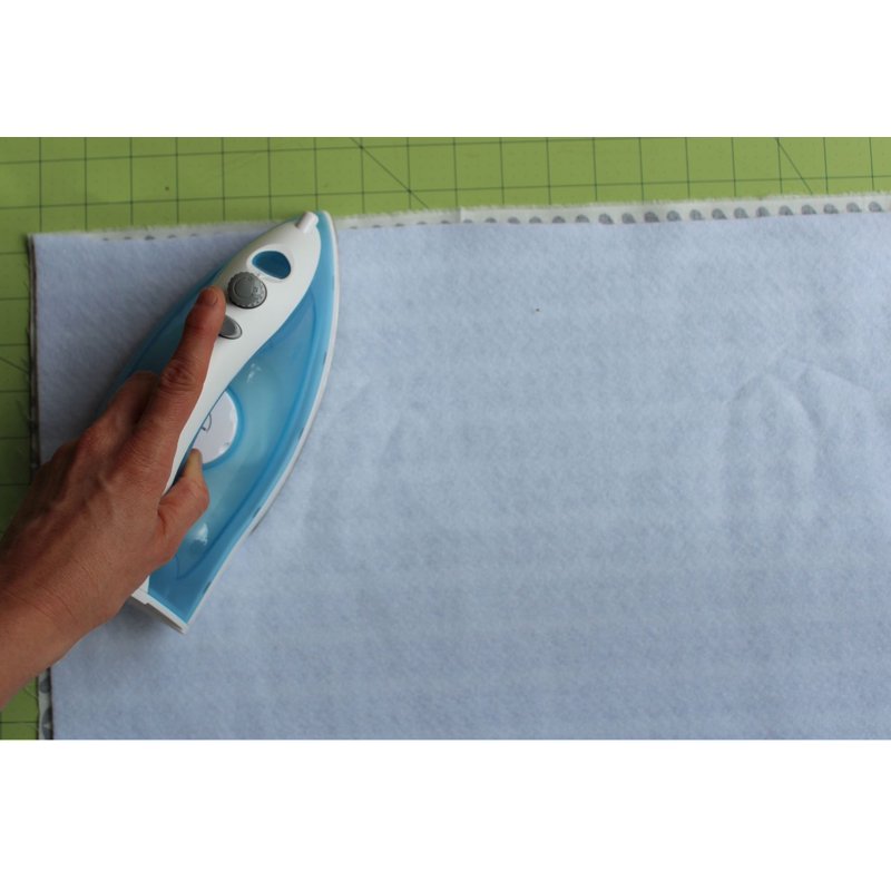 Heavyweight Fusible Fleece Fabric 45 x 10 Yards White for Crafts & Home Decor