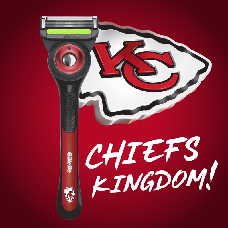 Gillette Labs Chiefs Gameday Razor Bundle with Blade Refills & Magnetic Stand