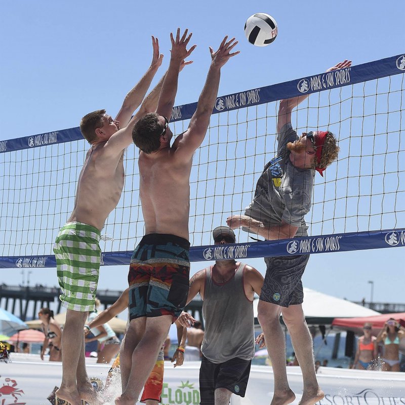 Semi-Permanent Volleyball Set with Telescopic Poles and Regulation Net - 39x32 ft