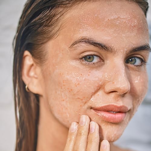 Clarins One-Step Gentle Exfoliating Cleanser | 3-In-1 Cleanser, Makeup Remover and Exfoliator | Boosts Radiance | Plant-Based Exfoliating Beads | All Skin Types