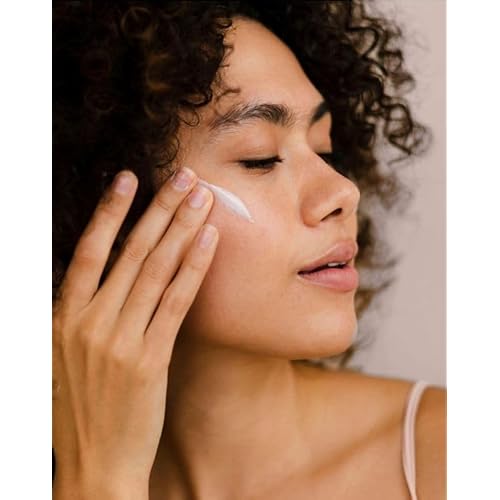 AVON Solutions Nourishing Moisturizing Cream 1.7 oz Hypoallergenic Daily Face Hydrator