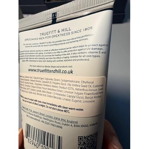 Truefitt & Hill Skin Control - Advanced Facial Moisturizer - Moisturizing and Soothing Application, Vitamin E and Panthenol to Reduce Premature Skin Aging, Promotes Skin Healing - 3.4 oz.