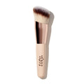 toty - Ilumina Brush - Angled Complexion & Foundation Blending Brush for Flawless Finish & Coverage - Densely Packed, Vegan, Super-Soft Bristles - For Cream or Liquid Foundation - By Sofía Vergara