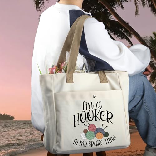 WCGXKO Crochet Lover Gift Crocheters Gift I'm A Hooker In My Spare Time Zipper Pouch Makeup Bag