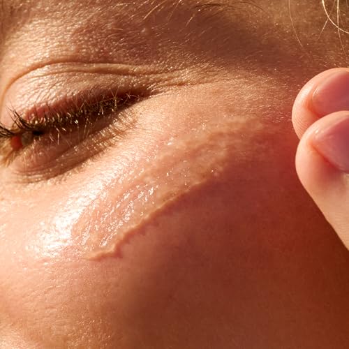 Sun Bum Daily SPF 50 Clear Gel Face Sunscreen - Broad Spectrum Moisturizing Facial Sunscreen with Vitamin E - Vegan and Hawaii 104 Act Compliant (Without Octinoxate & Oxybenzone) - Travel Size 1.7 oz