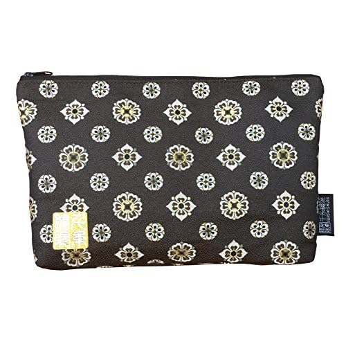 Brocade zipper pouch, lined with Nishijin brocade, size M. (Shosohanabishimon)