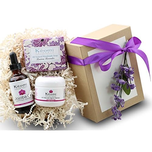 Lavender Organic Handmade Bath and Body Gift Set - by Keomi Naturals - GREAT VALENTINES DAY GIFT - Pamper Them with All Natural Luxury - Beautifully Packaged Ready to Give