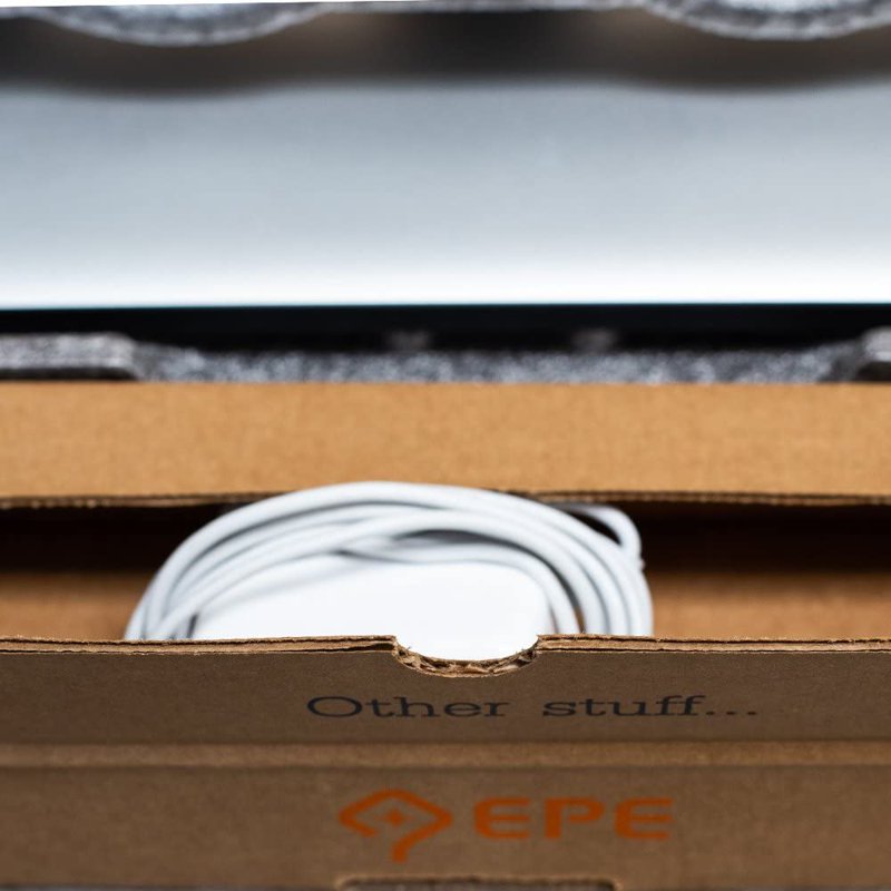 Universal Laptop Shipping Box - Eco-Friendly Recyclable Packaging, Fits Up to 15.4 Inch Laptops