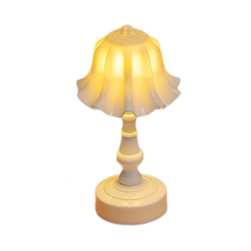 Battery-Powered Bluebells Flower Table Lamp for Bedroom & Desk Decor