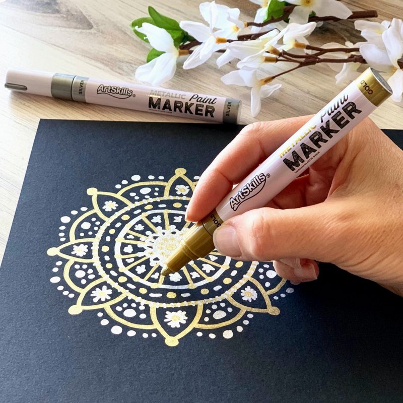 Metallic Permanent Markers Set - Silver & Gold Fine Point Paint Markers for Crafts and Surfaces