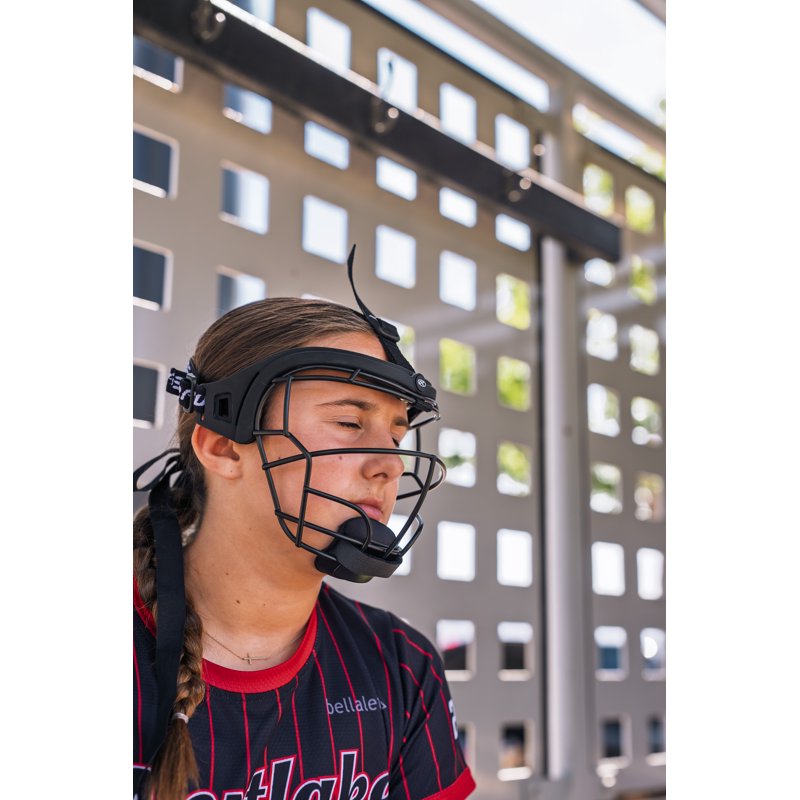 Softball Fielder's Mask - Protective Metal Mask for Infield & Outfield