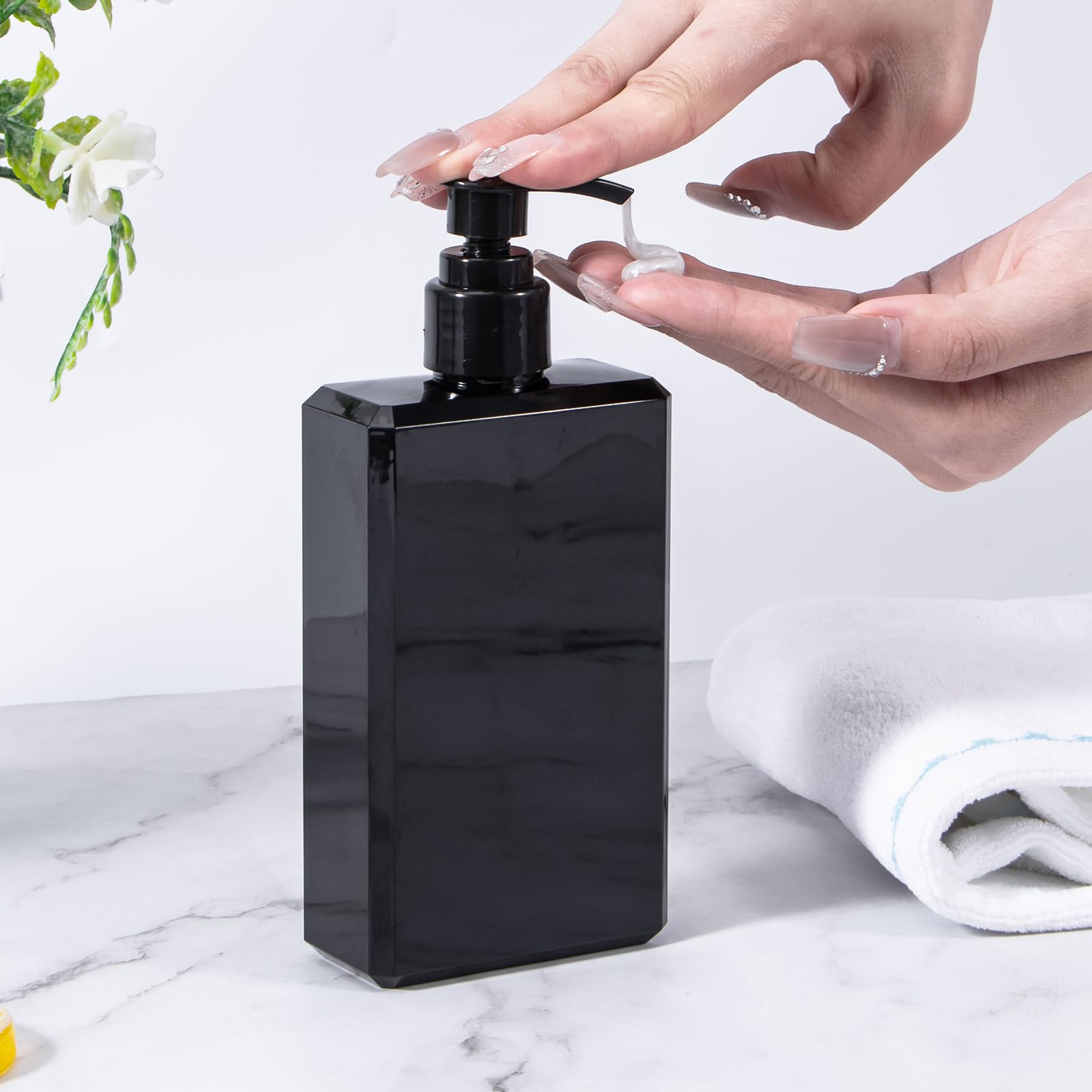 Yebeauty Pump Bottle Dispenser, 10oz 300ml Empty Plastic Shampoo Pump Bottles Shower Soap Dispenser Refillable Liquid Containers for Conditioner Body Wash, Bathroom Kitchen, 2 Pack Black