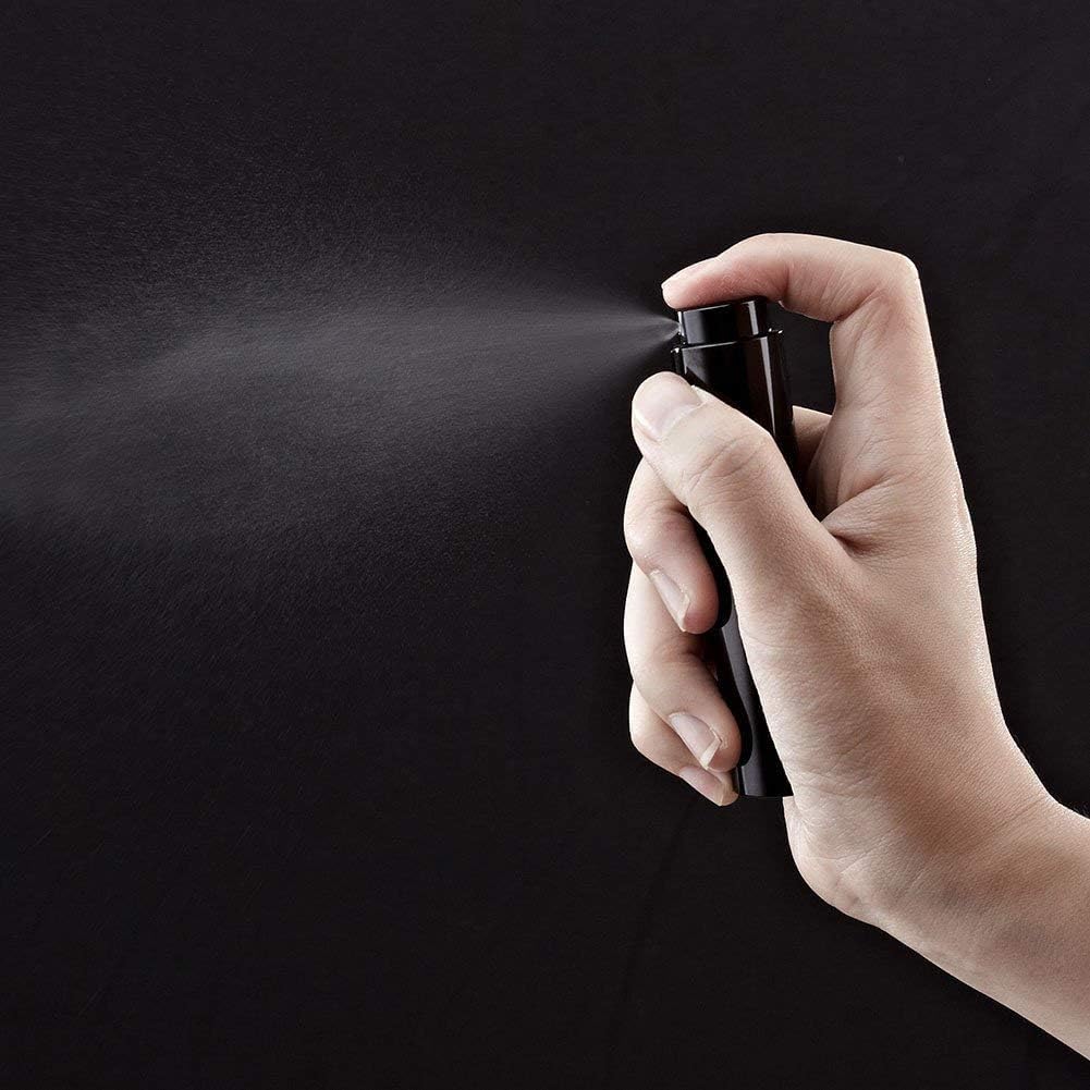 Tekson 8ml Travel Perfume Atomizer Refillable, Mini Cologne Spray Bottle Empty, Small Aftershave Portable Sprayer for Liquid Dispenser (Black&Gold)