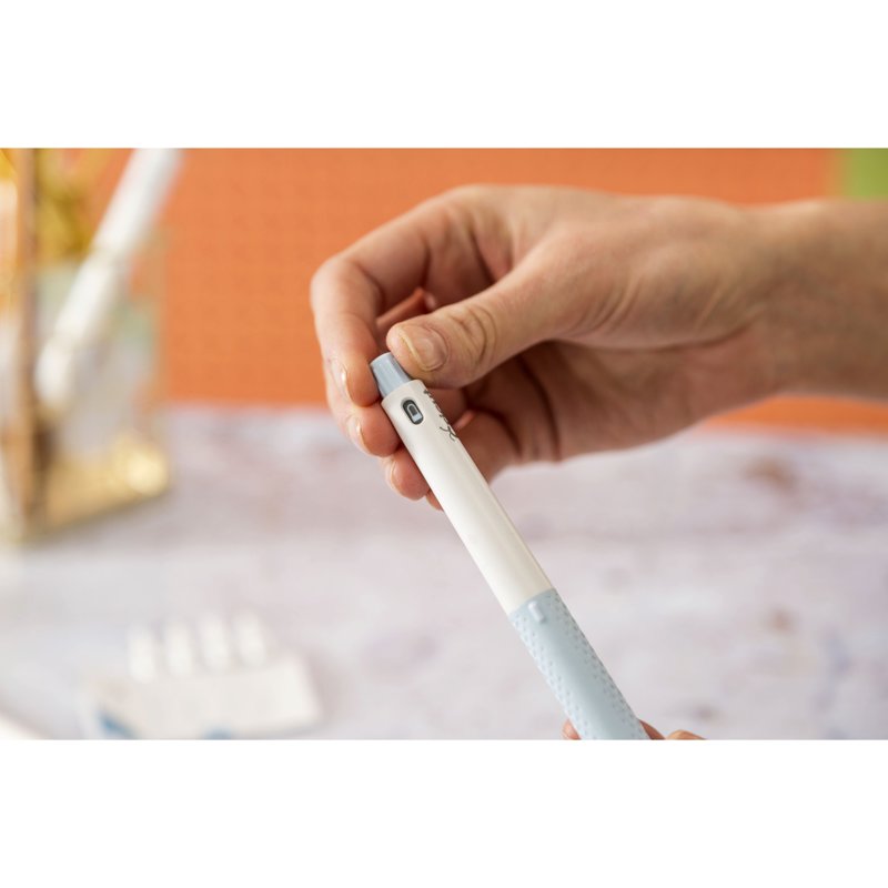 Craft Knife with Locking Blade and Cushioned Grip for Precision Cutting