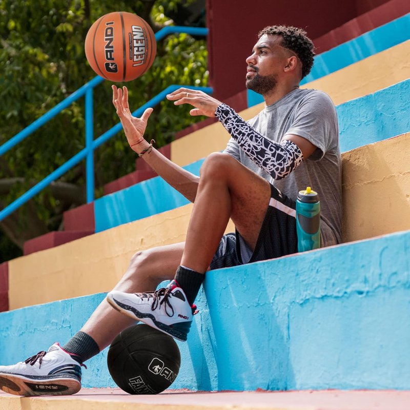 Size 7 Rubber Basketball - Official 29.5 Inch Streetball, Indoor Outdoor Use