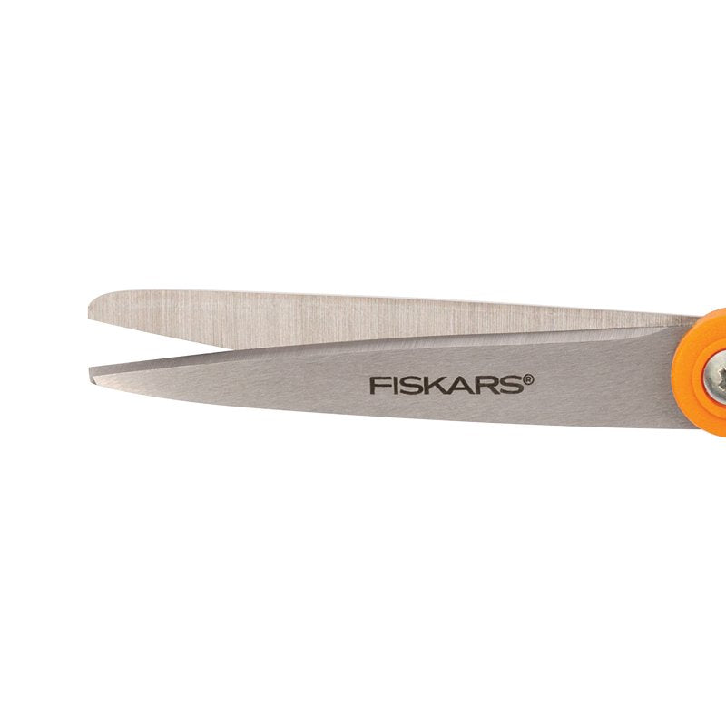 Fiskars Petite 7-Inch Fabric Scissors for Small Hands - Precision Cutting