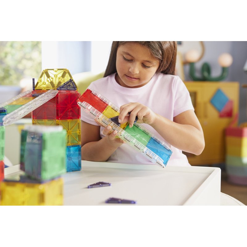 Magna-Tiles Rail Racers Deluxe Magnetic Construction Set 90 Pieces