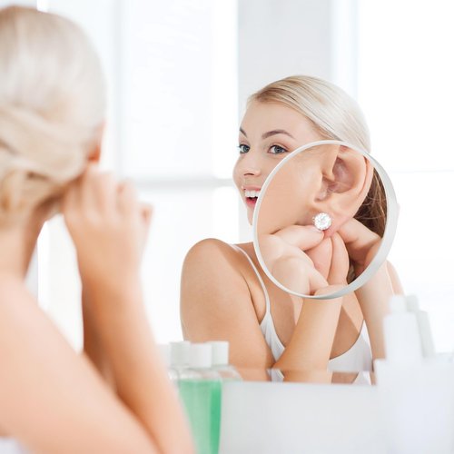 Magnifying Mirror 10X&30X Set, Magnified Mirror 3.5" with Two Suction Cups and Tweezers, Travel Magnifying Mirror Set Comes with Portable Storage Bag, Compact Small Magnifying Mirror for Travel(White)