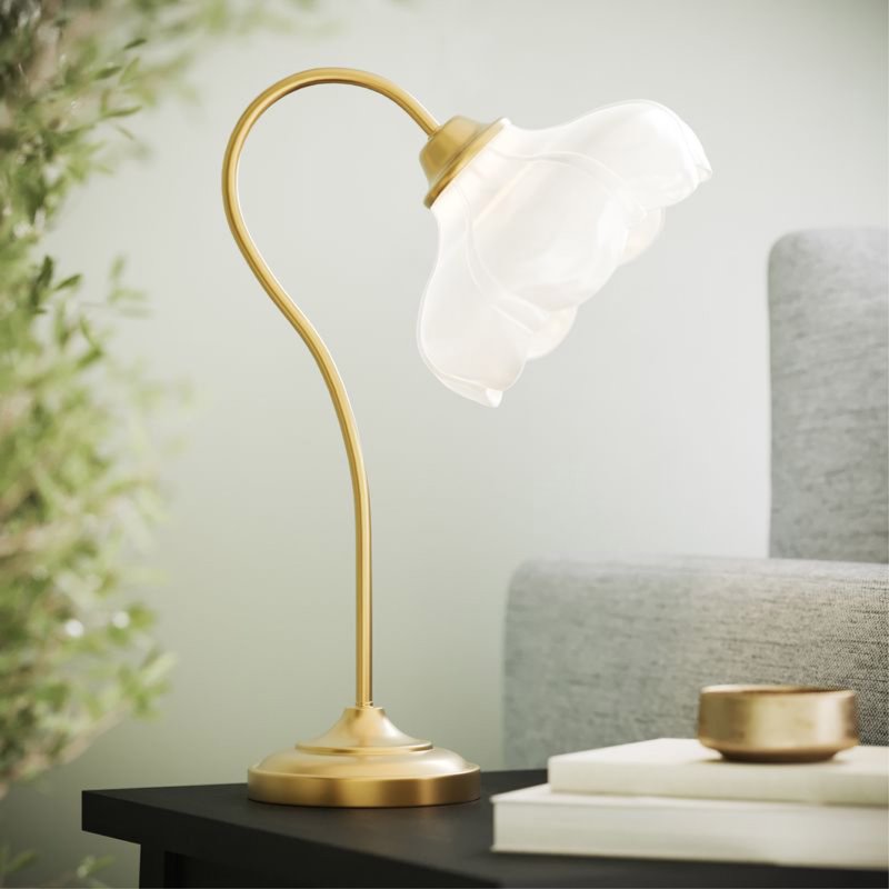 19-Inch Gold Metal Table Lamp with Glass Petal Shade - Elegant Home Decor