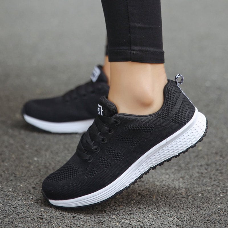 Women's Lightweight Running Shoes Casual Sneakers for Women - Black, Size 6