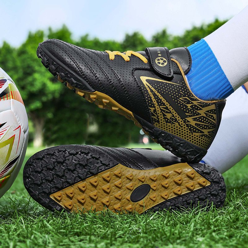 LRen Boys Soccer Cleats - Lightweight Outdoor Football Shoes, Black, Size 1.5