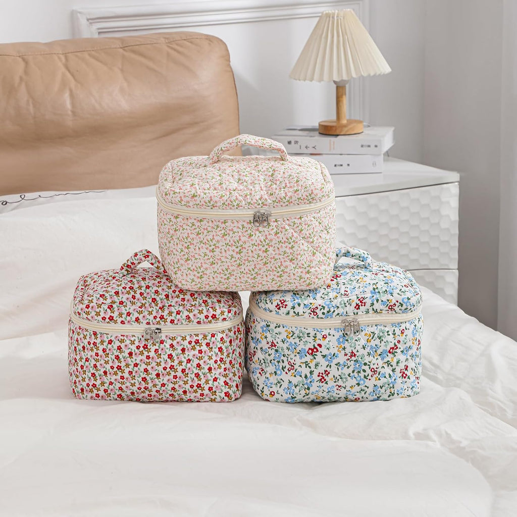 uekeboag Large Travel Quilted Makeup Bag for Women, Floral Cotton Cosmetic Bag, Coquette Aesthetic Floral Toiletry Organizer Bag