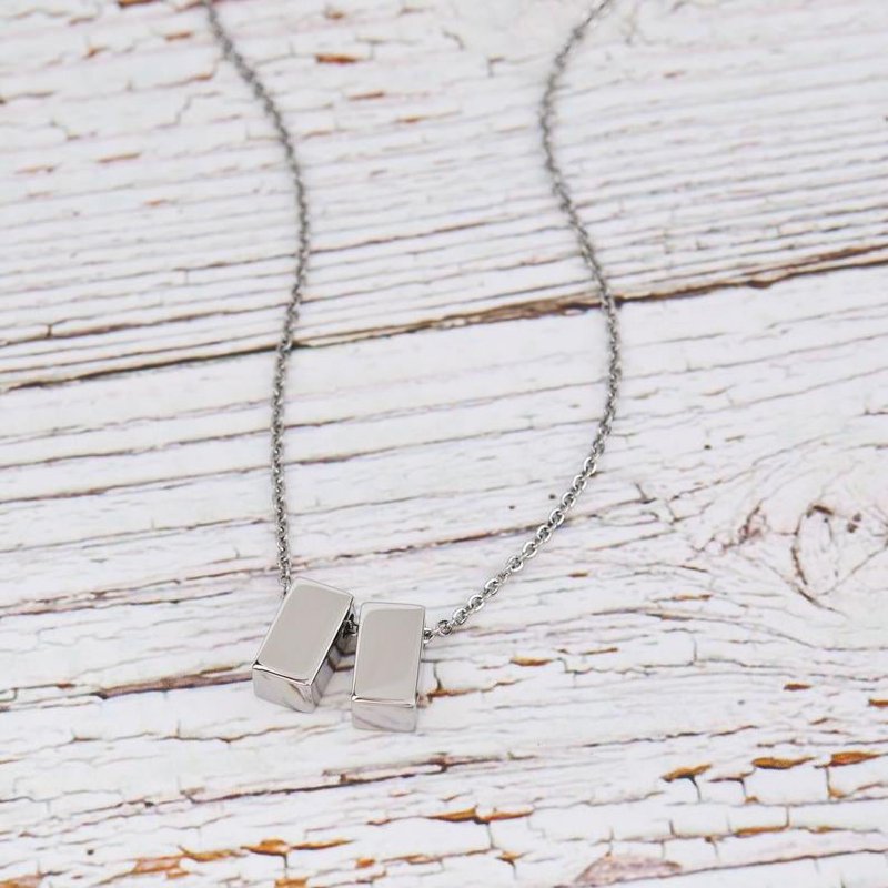 Personalized Mother's Day Infinity Necklace with Custom Card - Silver Gift for Mom