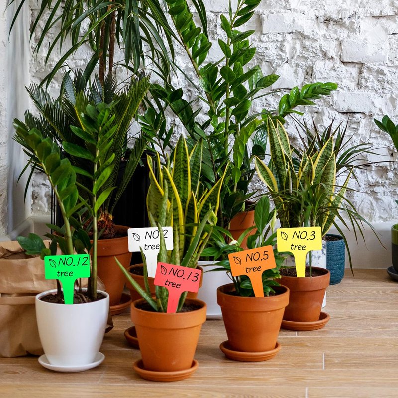 Waterproof Plastic Plant Labels Set - 100 T-Shaped Garden Markers for Outdoor Plants