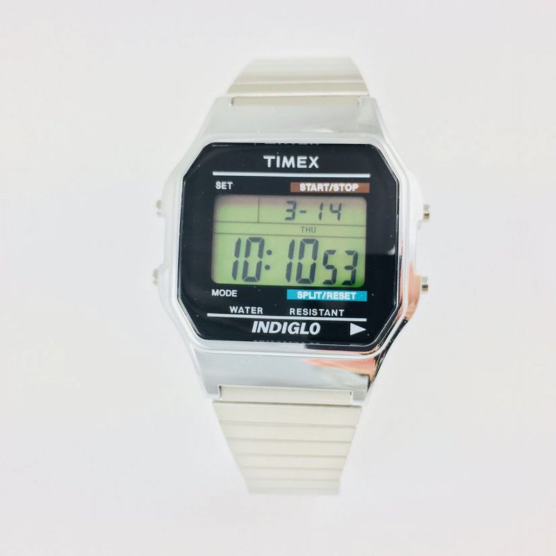 Digital Casual Watch with Silver or Gold Finish — 34mm Classic Style