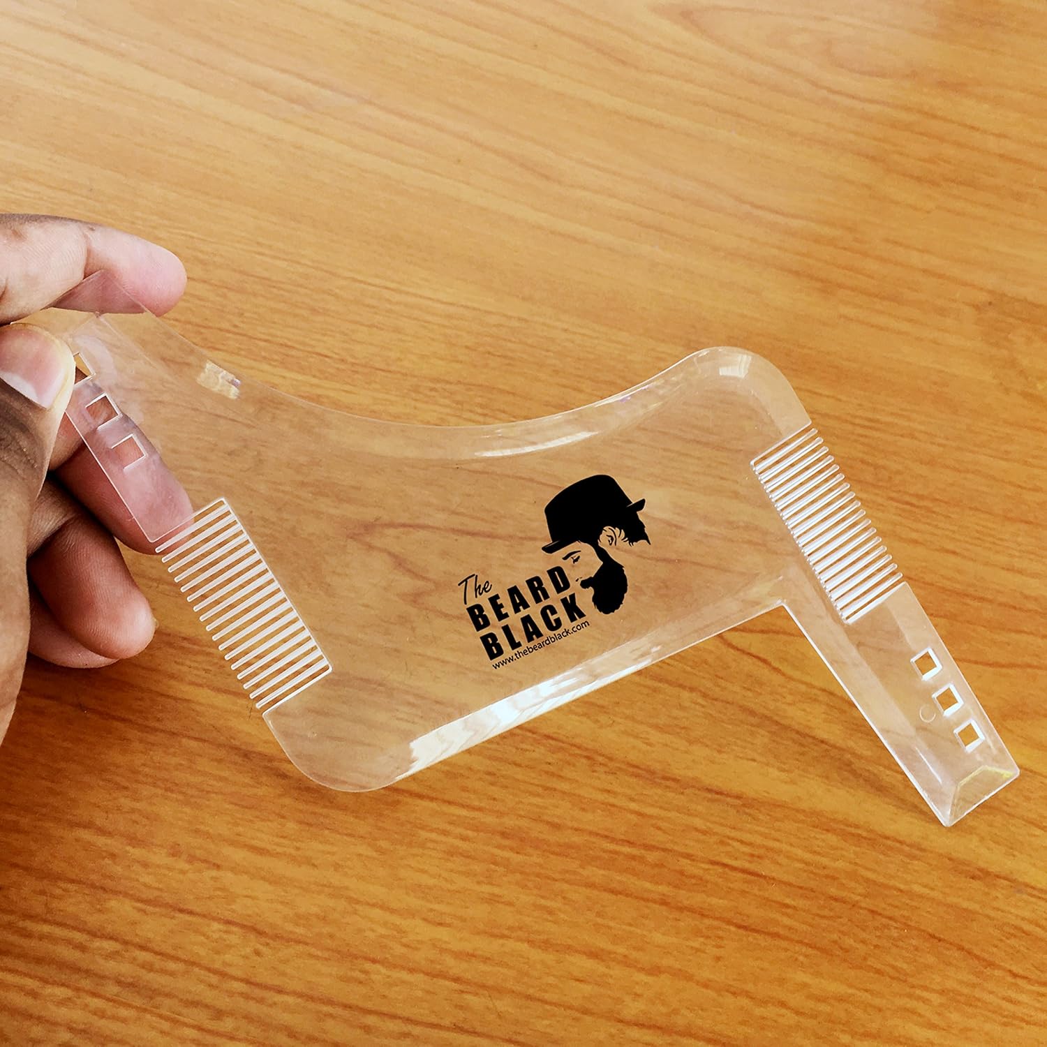 The BEARD BLACK Beard Shaping & Styling Tool with Inbuilt Comb, Perfect for Line Up & Edging, Use with Beard Trimmer or Razor