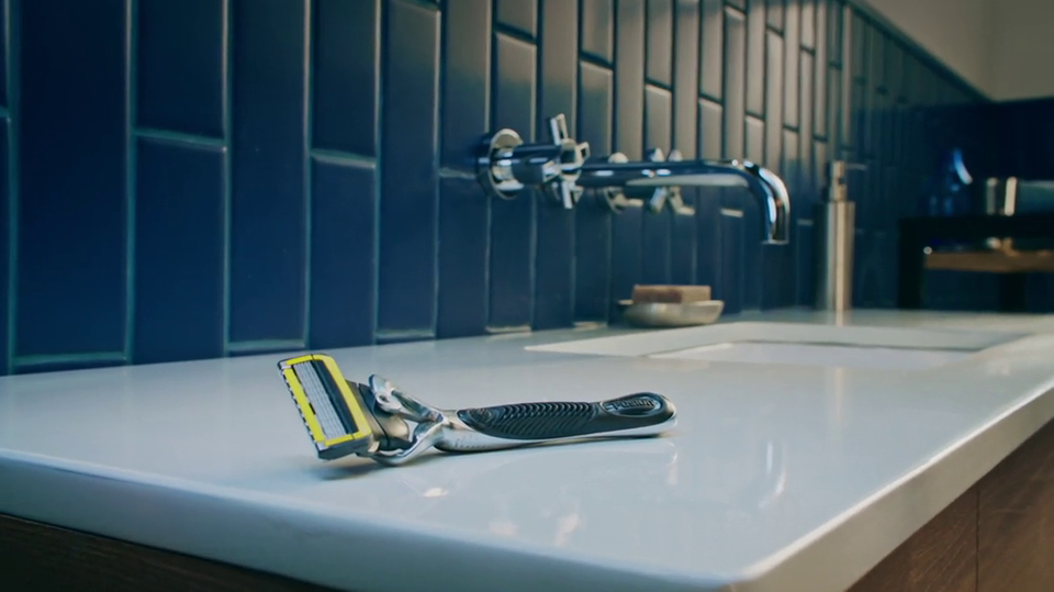 Men's Razor Handle with 2 Blade Refills - Gillette ProGlide Shield, Silver