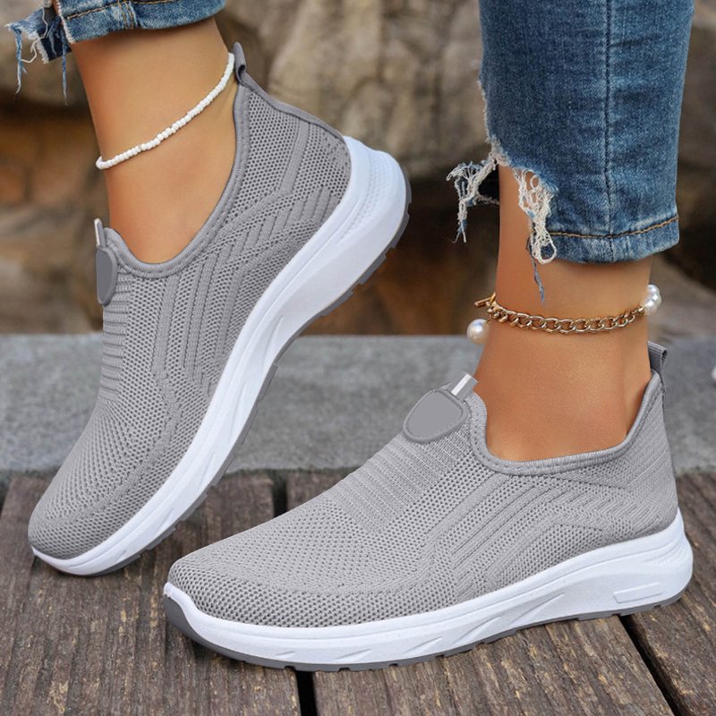 Lightweight Women's Slip-On Tennis Shoes - Breathable Mesh, Non-Slip Sole