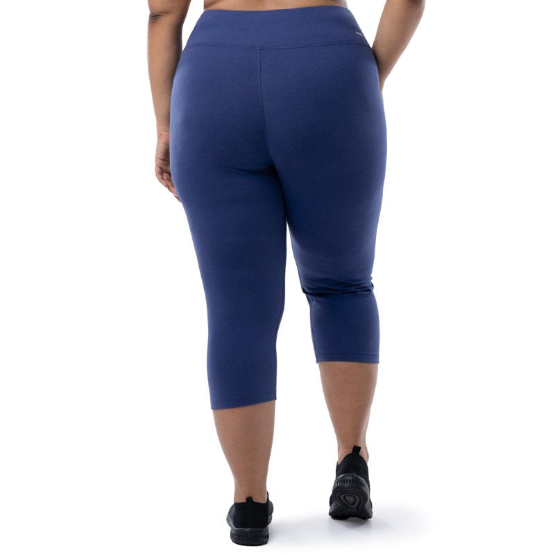 Plus Size Women's Active Capri Leggings with Moisture-Wicking Tech