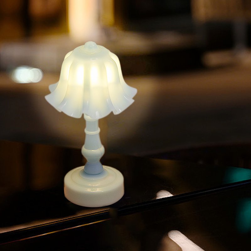 Battery-Powered Orchid Flower Style Table Lamp for Bedroom & Nightstand