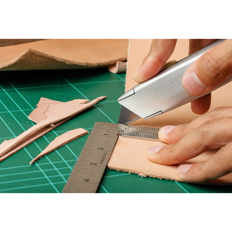 Utility Knife Blades Replacement Refills – 50 Pack Standard Razor Blades