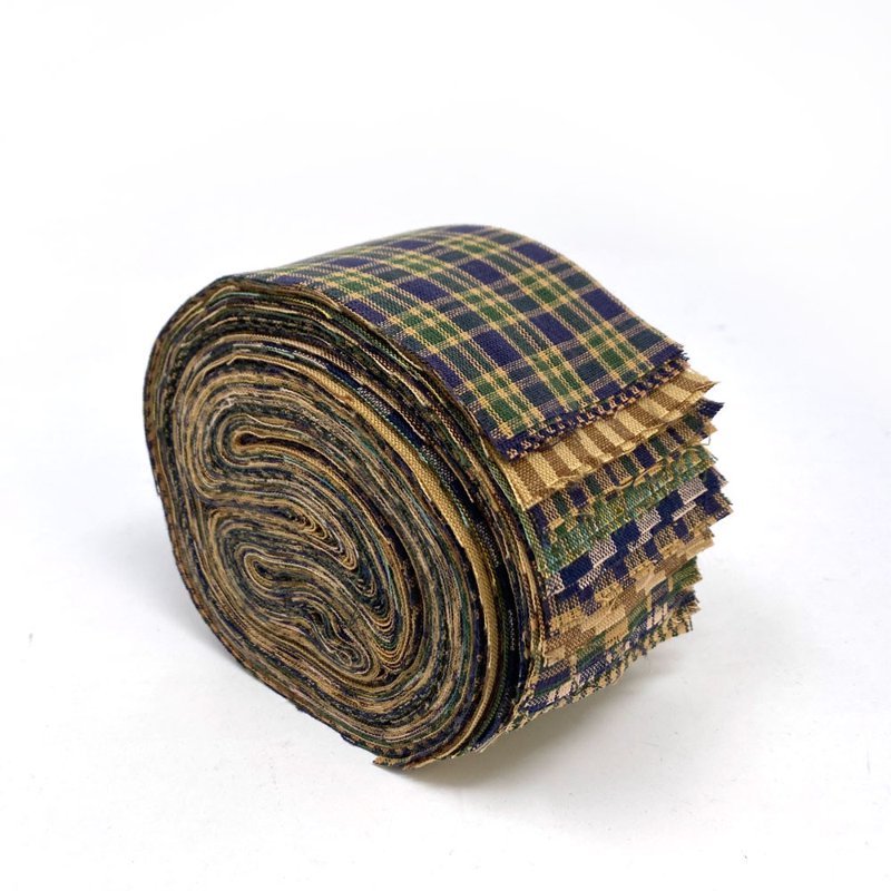 Precut Quilt Fabric Jelly Roll - Blue Green Plaid 22 Strips 2.5x44 inches
