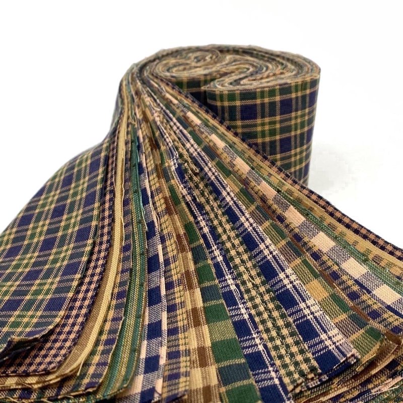 Precut Quilt Fabric Jelly Roll - Blue Green Plaid 22 Strips 2.5x44 inches