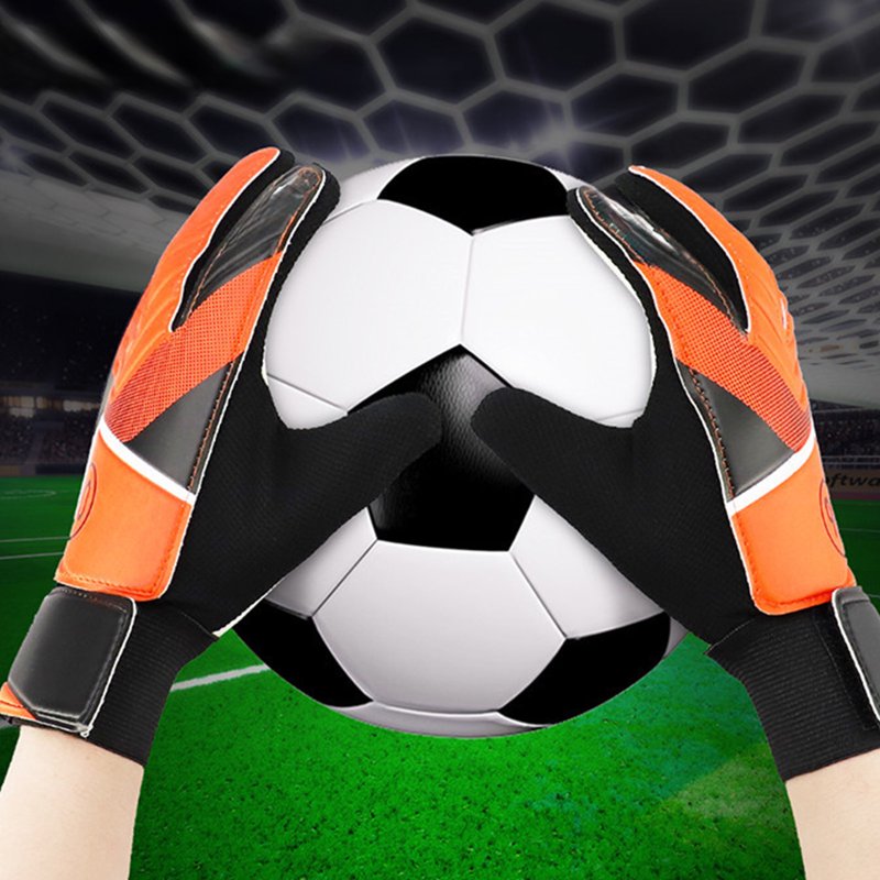 Children's Soccer Goalkeeper Gloves Rubber Wallop Proof Hand Protection - Size 6.69-7.09 inch