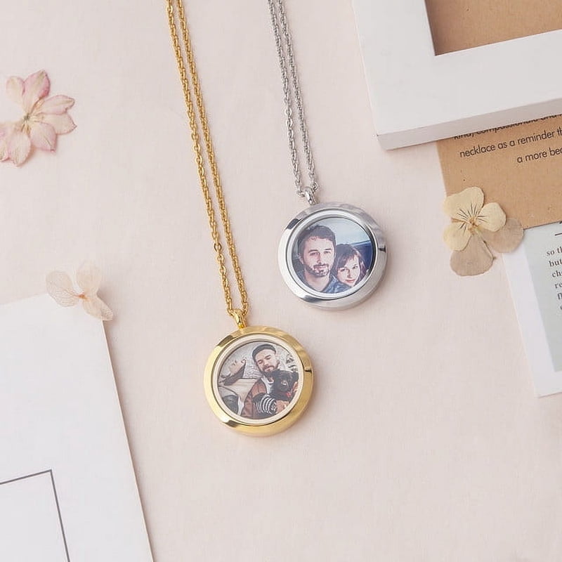 Personalized Pet Photo Necklace - Memorial Locket Jewelry for Pet Lovers