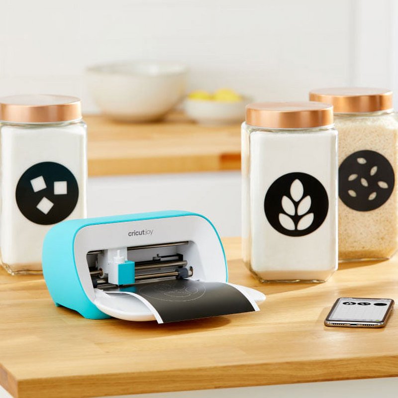Cricut Joy Smart Cutting Machine & Vinyl Decal Starter Bundle