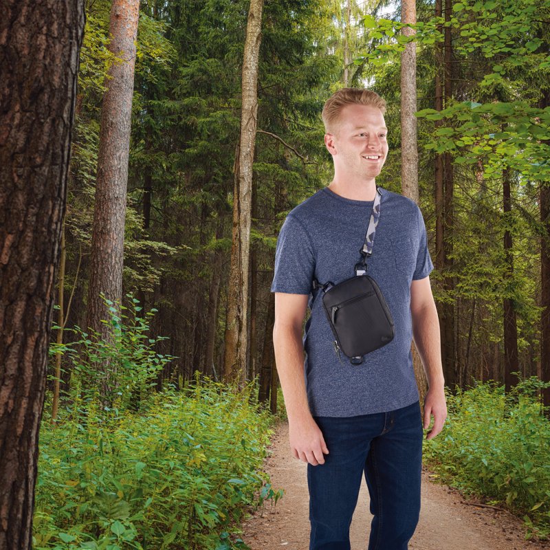 Unisex Nylon Crossbody Bag - 2L Capacity, Adjustable Strap, Stylish Design