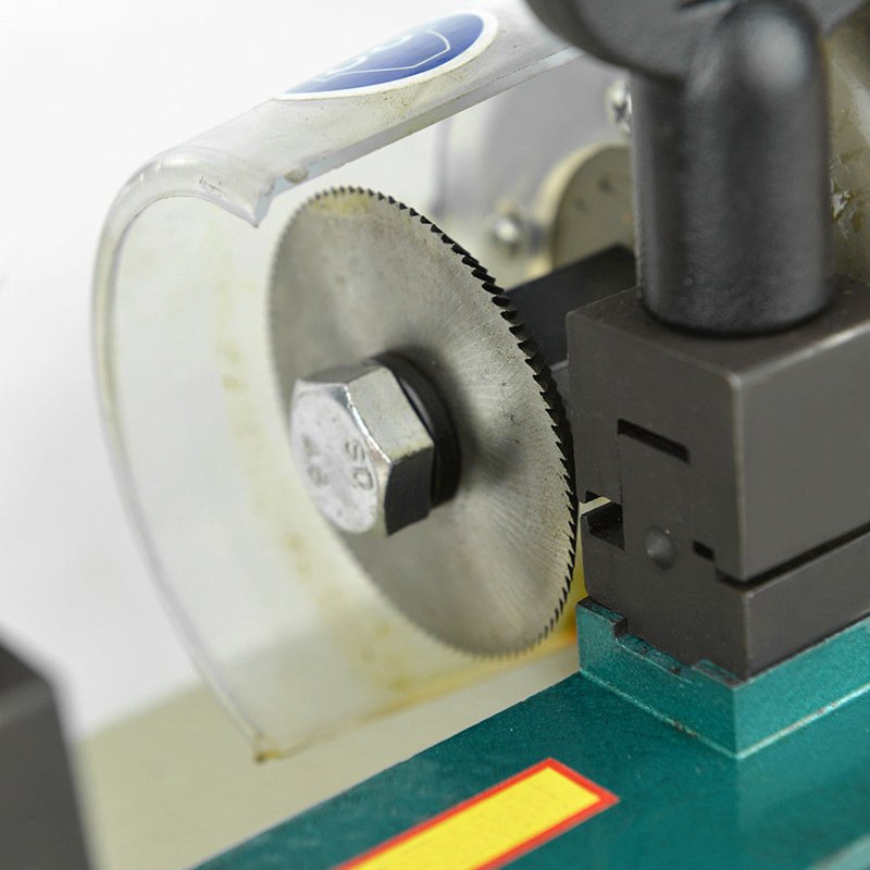 NAIZEA Horizontal Key Duplicating Machine 110V 100W Semi-Automatic