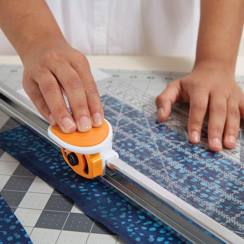 Fiskars Rotary Cutter and Ruler Combo - 24x6 Fabric Cutting Tool for Sewing and Quilting
