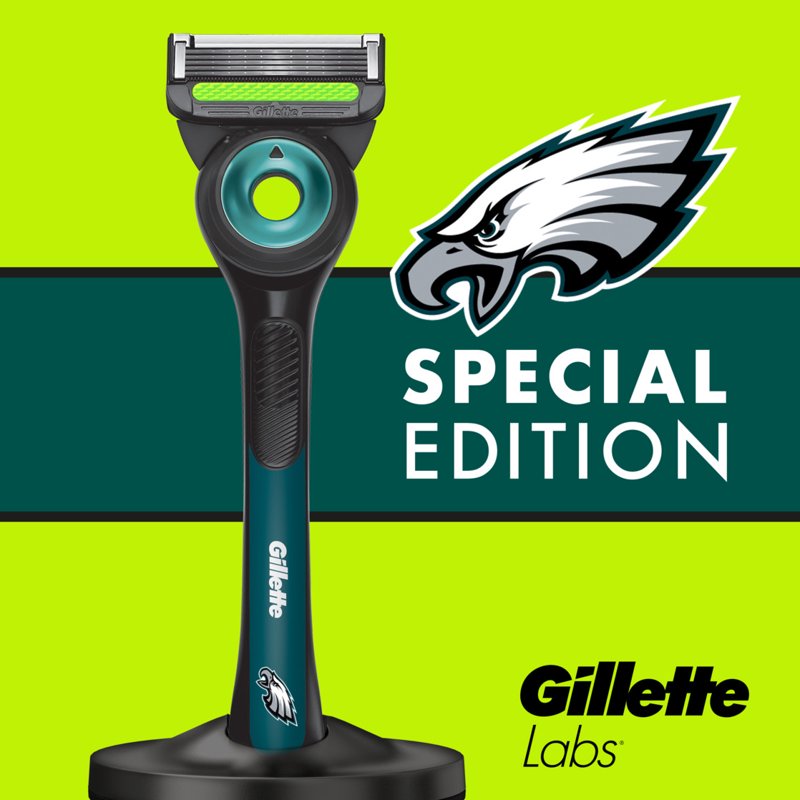 Gillette Razors & Blade Refills Gameday Razor Bundle with Magnetic Stand