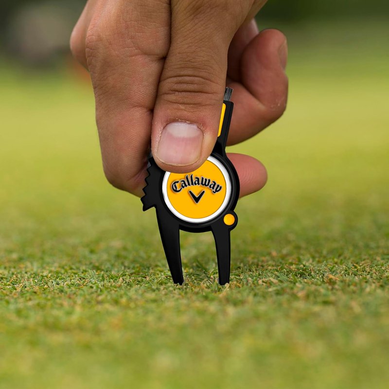 4-in-1 Golf Divot Repair Tool with Markers & Brush - Multiple Colors