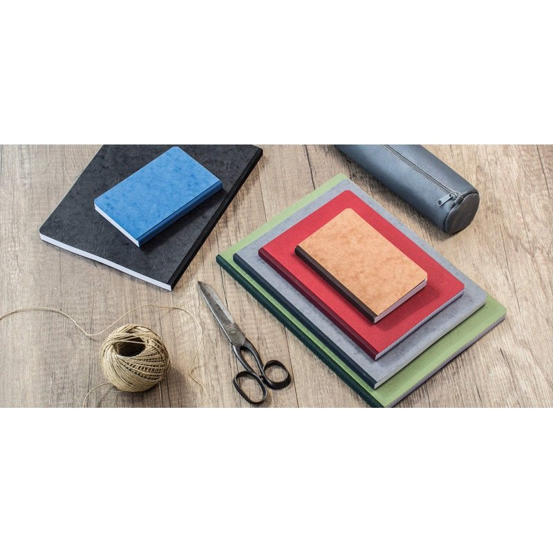 Large Clothbound Notebook with Elastic Closure - Green, 192 Pages