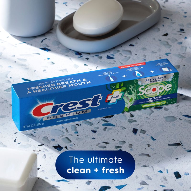 (4 Pack) Crest Fluoride Toothpaste with Scope Outlast - Mint, 3 x 5.2 oz