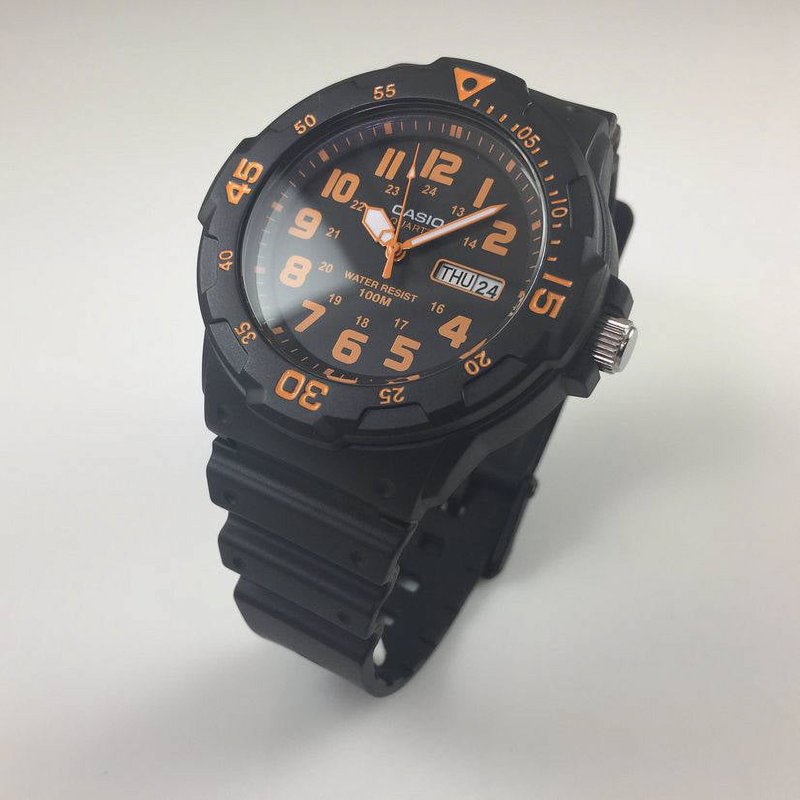 Casio Dive Style Men's Watch 100M Water Resistant with Resin Strap