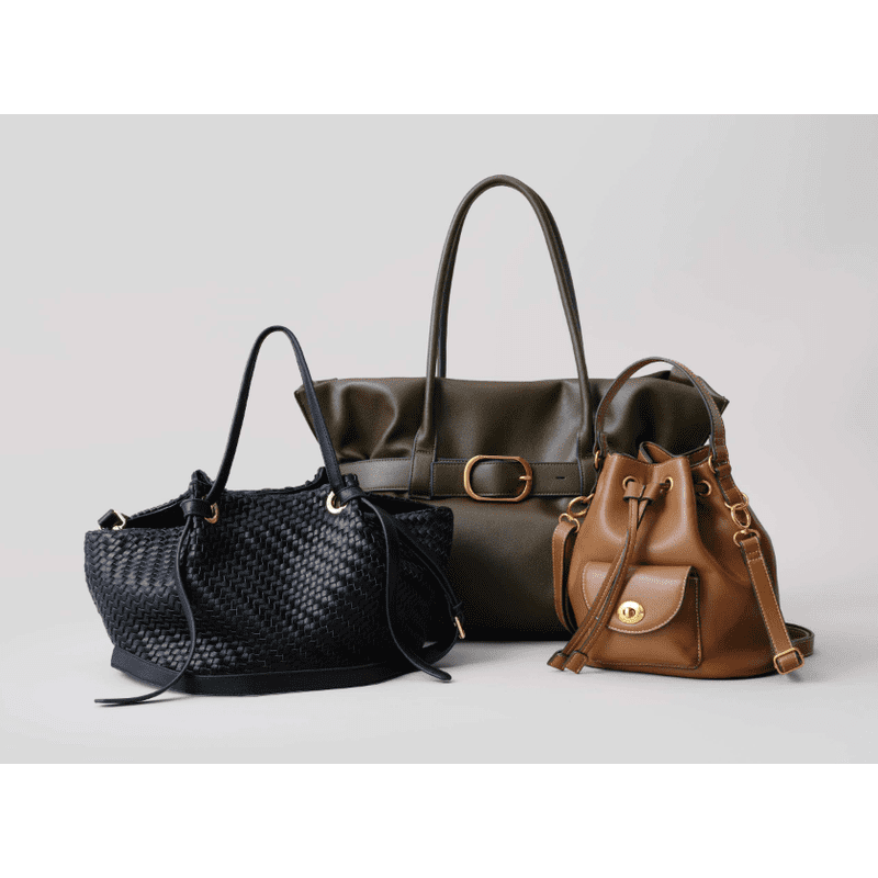 Women's Mini Clam Tote Bag - Stylish Woven Carryall with Inner Pockets