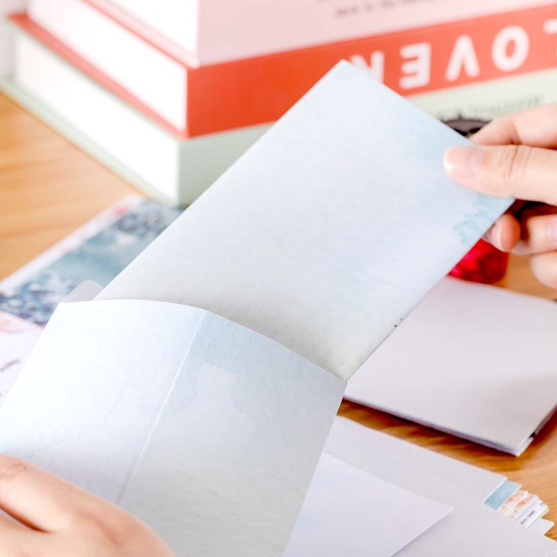 Stationery Set with 6 Beautiful Patterns, 30 Sheets & 18 Envelopes, 10x7.3 Inches